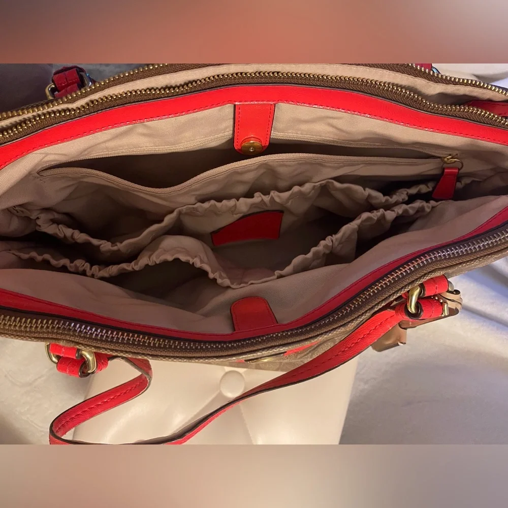 COACH Diaper / Gym / Laptop / Travel Shoulder Bag Tote - Picture 6 of 16